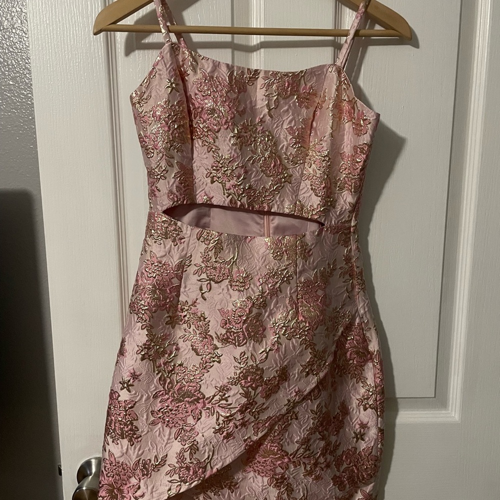 Lulu's Pink Floral Mini Dress